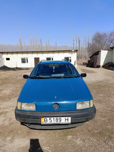 рд 1: Volkswagen Passat: 1993 г., 1.8 л, Механика, Бензин, Универсал