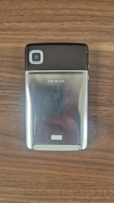 Nokia: Nokia 8 Sirocco — 8