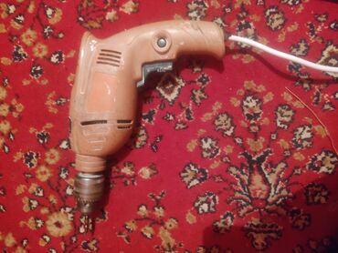 Ayrı ayrı biri 25 azn super işləyir