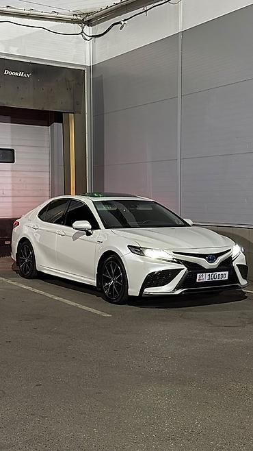 Toyota Camry: 2021 г., 2.5 л, Автомат, Гибрид, Седан at lalafo.kg Toyota Camry: 2021 г., 2.5 л, Автомат, Гибрид, Седан