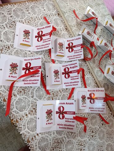 8 mart sekilleri: 8 mart ucun hediyye kartlar sifarisle hazirlanir.Sifarisler indiden