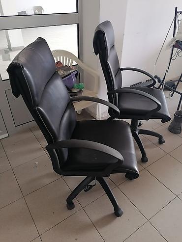 vitorog kancelarijska stolica: Ergonomske kancelarijske stolice – visok naslon, crna prava koza - — 1