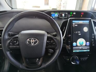 Toyota: Toyota Prius: 2019 г., 1.8 л, Автомат, Гибрид, Хэтчбэк — 12