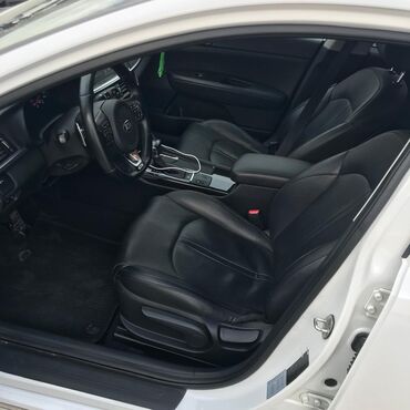 Kia: Kia K5: 1.7 l | 2016 il Krossover — 6