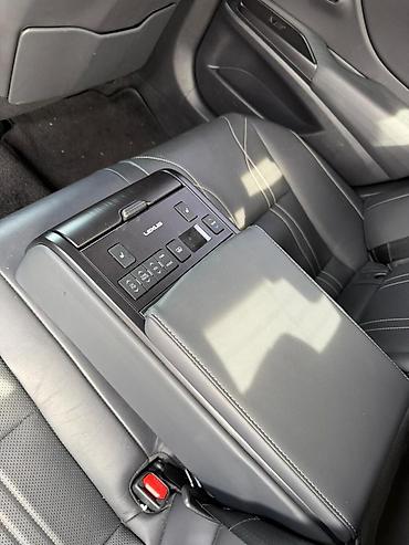 Lexus: Lexus ES: 2019 г., 2.5 л, Автомат, Гибрид — 21