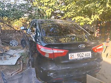 bmw 1 8: Kia Rio: 2015 г., Седан — 1