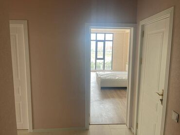 Uzunmüddətli kirayə mənzillər: Sumqayıt şəhəri,Bulvarda Kristal Abşeronun binasında,3 otaqlı əşyalı — 5