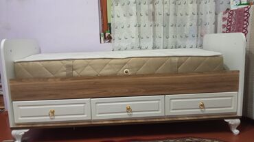 gozel agac sekilleri: Təknəfərlik çarpayı, Bazasız, Matras ilə, Siyirməli