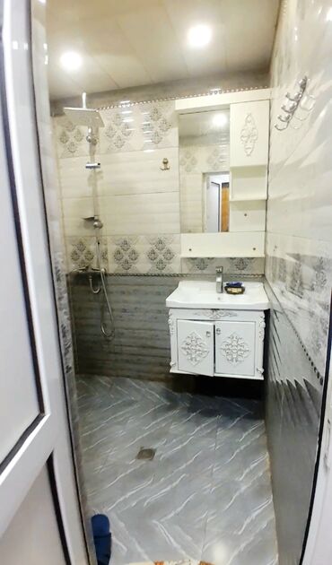 Uzunmüddətli kirayə mənzillər: Əhmədli metrosundan 5 dəqiqəliy məsafədə kimoteatr ərazisində yerləşən — 5