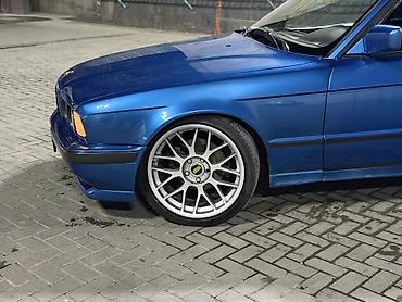 сапок дускат: BMW 5 series: 1991 г., 2.5 л, Механика, Бензин, Седан — 2