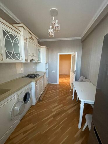 Uzunmüddətli kirayə mənzillər: Nizami Rayonu Xalqlar Dostluğu Metrosu Cıxışı Qanuni 2 otaq. Mərtəbə — 8