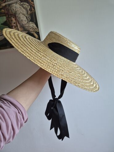 ženski šeširi za leto: Bоја - Bež