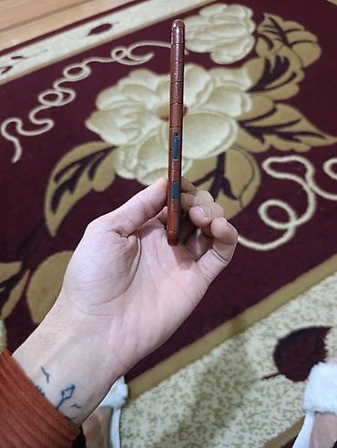 Apple iPhone: IPhone 8, 64 GB, Jet Black, Qırıq, Barmaq izi — 5