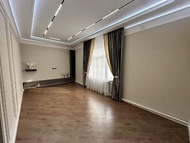 Продажа коттеджей и домов: Ак ордо 3 продаю дом. Участок 4 сотых Дом 130м2 Комуникация: вода — 9