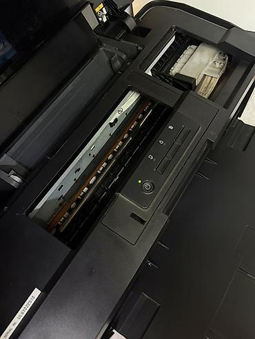 Принтеры: Струйный фотопринтер Epson (формат A3) - Тип: струйный фотопринтер — 3