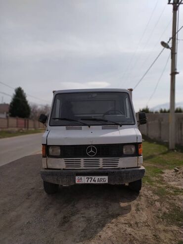 мерседес cls 63 amg цена в долларах: Mercedes-Benz : 1991 г., 2.9 л, Механика, Дизель, Van