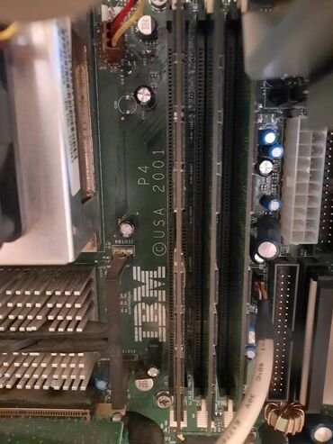 Desktop računari i radne stanice: Stari,retro IBM kompjuter,desktop racunar NetVista Nepoznato stanje — 8