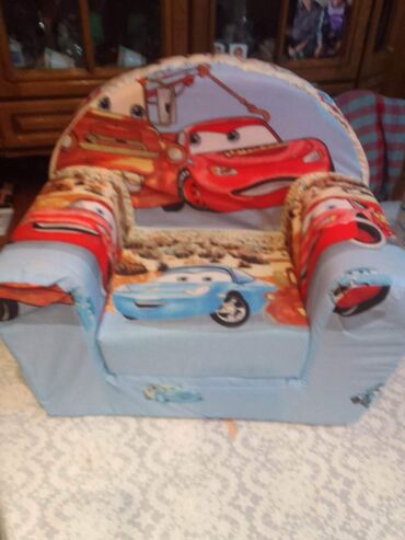 Ostali dečiji nameštaj: DEČIJE FOTELJICE 50X50X70 ZA UZRAST 0-3 GODINE Cena 3200 dinara Slanje — 7