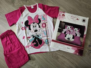 Ostale dečije stvari: Disney posteljina Cena seta: 3200 din Materijal: Pamuk/Saten Sadržaj — 8