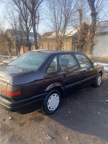Volkswagen: Volkswagen Passat: 1991 г., 1.8 л, Механика, Бензин, Седан — 6