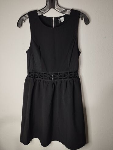suknja na preklop zara: H&M S (EU 36), M (EU 38), color - Black, Oversize, Short sleeves