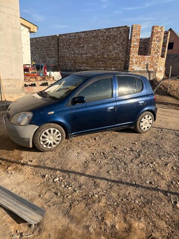 витз: Toyota Vitz: 2001 г., 1 л, Автомат, Бензин, Хэтчбэк