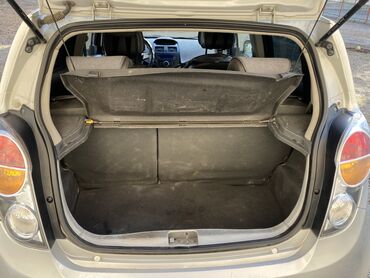 Chevrolet: Chevrolet Spark: 2011 г., 1 л, Автомат, Бензин, Хэтчбэк — 11