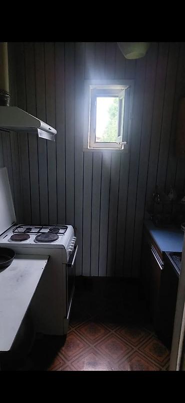 Үйлөрдү ижарага берүү: 60 м², 3 бөлмө, Ош базары, Чогуу жашоосу жок — 3