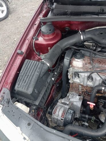 запчасти опель зафира а: Volkswagen Golf: 1991 г., 1.8 л, Механика, Бензин, Седан