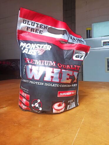 спорт тамак: Протеин Monster Labs Premium Quality Whey с клубничным вкусом. Этот