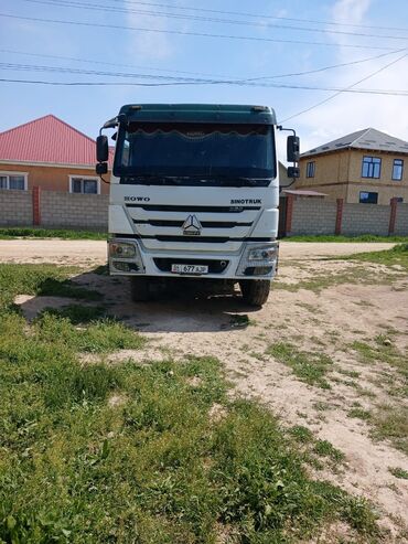 сколько стоит работа постелить линолеум: Услуги хово
