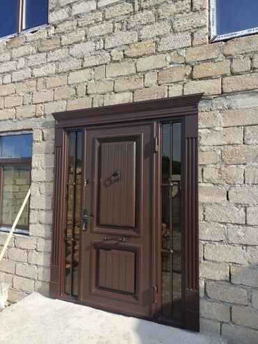 Giriş qapıları: Salam . 450 azn baslayan qiymetlerle seyf qapilar elde ede bilersiz — 2