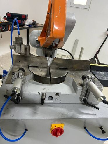 Cirkulari: Ger Masina za secenje industrijska Ispravna Novi Sad Akcija — 14