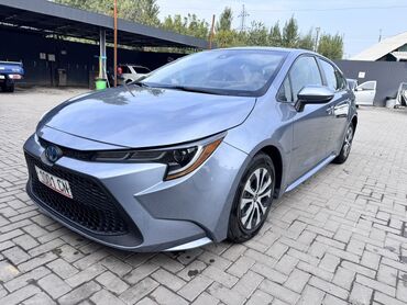машина мало литровка на рассрочку: Toyota Corolla: 2019 г., 1.8 л, Вариатор, Гибрид, Седан