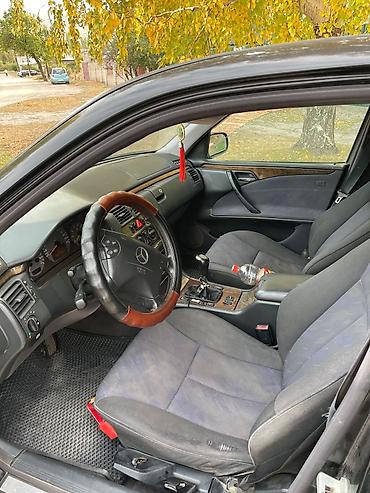 14 сешка: Mercedes-Benz E-Class: 2000 г., 3.2 л, Автомат, Седан — 1