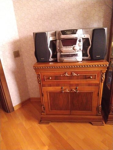 Qonaq otağı dəstləri: Masa və oturacaqlar, Kredit yoxdur — 13