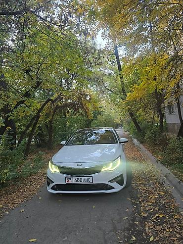 byd e9 1: Kia Optima: 2019 г., 1.6 л, Робот, Бензин, Седан — 3