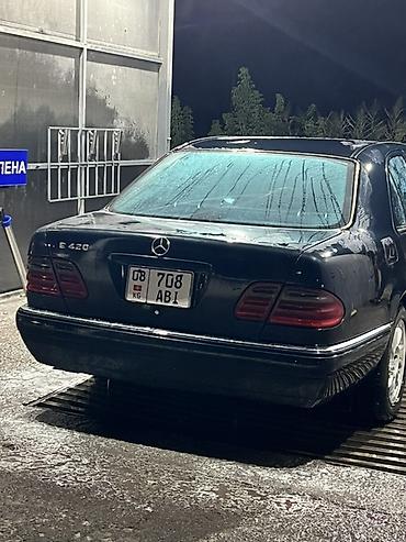 Mercedes-Benz: Mercedes-Benz E-Class: 1997 г., 4.2 л, Бензин, Седан at lalafo.kg — 4 Mercedes-Benz: Mercedes-Benz E-Class: 1997 г., 4.2 л, Бензин, Седан — 4