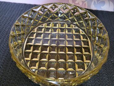 Činije: Bombonijera,cinija pun rad 70te god. Cinija bez ostecenja,nigde — 6