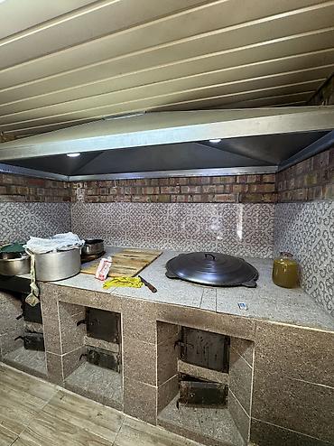 Посуточная аренда домов: 150 м², 3 комнаты, Балкон застеклен, Бронированные двери, Видеонаблюдение — 9