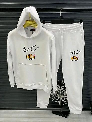 nike xl: Muski Komplet Trenerka 
Cena: 4250 dinara
Velicine: S,M,L,XL,XXL
PM✨ — 2