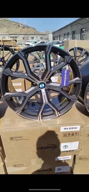 Шины: BMW R20 R21
R22
В наличии кованные диски 
G30 M5 X5 X7 X6
Пишите в лс — 5