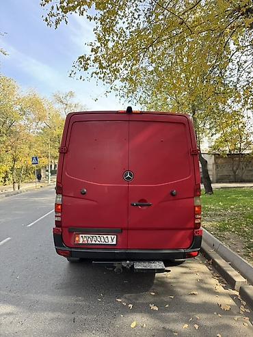 седенье на спринтер: Mercedes-Benz Sprinter (кузов W906) — красный фургон/комби — 3