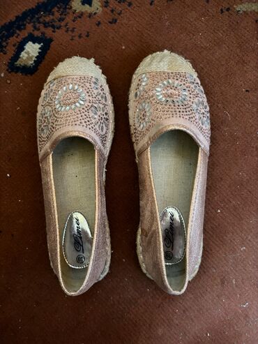 crvene cipele: Espadrilles, 39