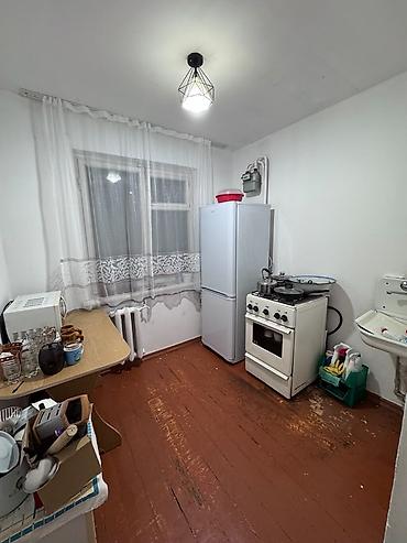 aida: 1 комната, 33 м², Ата-Тюрк парк 104 серия, 4 этаж, Старый ремонт — 3