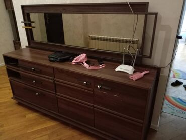 rif ofis mebelleri: Evdə görüləcək təmir işləri ilə əlaqədar işlənmiş yumşaq və bərk mebel