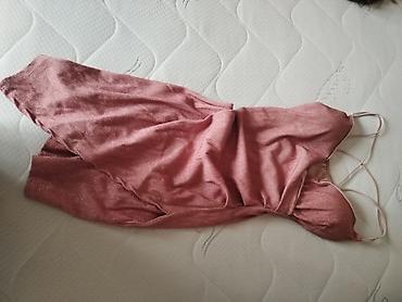 Haljine: Ženska mini haljina sa tankim bretelama, dostupna u više boja: - crna — 1