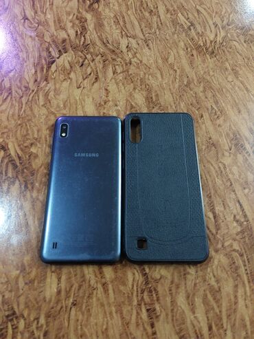 samsung z fold 3 ikinci el: Samsung Galaxy A10, 32 GB, rəng - Qara, İki sim kartlı