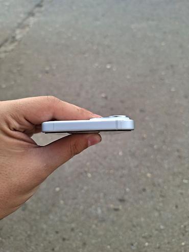 iphone 15 2 ci el: IPhone 15, Göy — 3