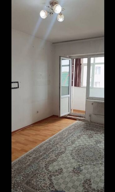 квартира джал мкр: 1 бөлмө, 44 кв. м, 106-серия жакшыртылган, 8 кабат, Косметикалык ремонт